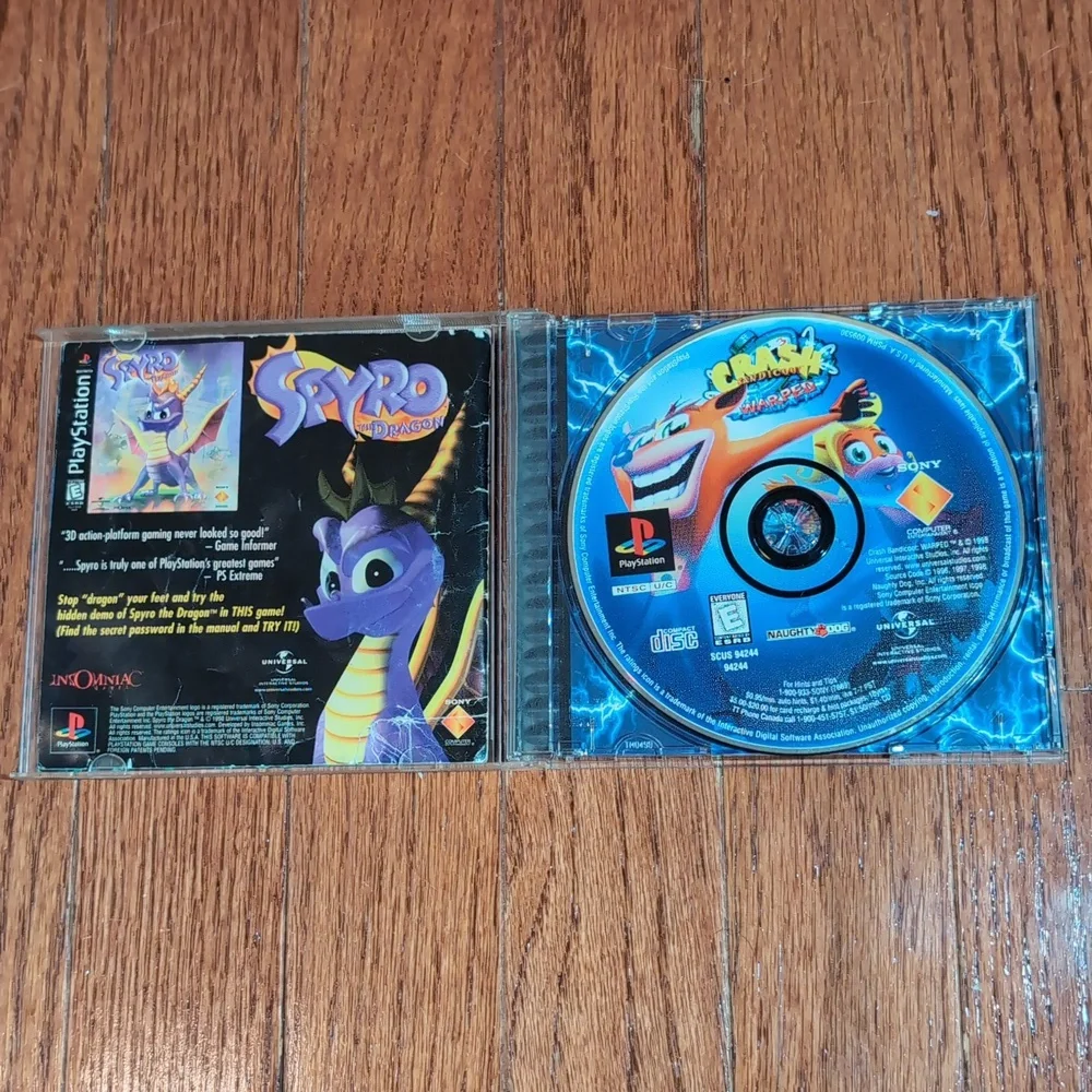 Crash Bandicoot Warped for Sony PlayStation 1 CIB
